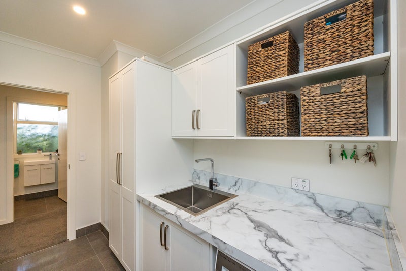 7A Weber Place, Roslyn, Palmerston North - Carousel 23