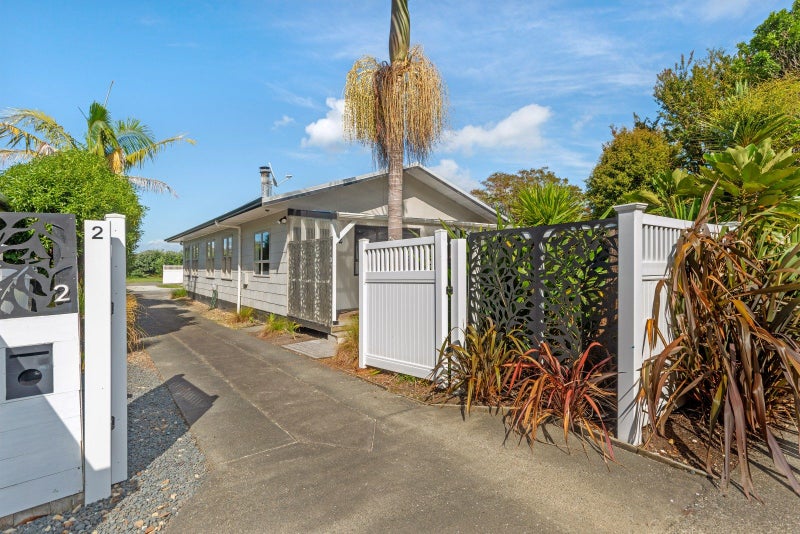 2 Gordon Street, Mangapapa, Gisborne - Carousel 2