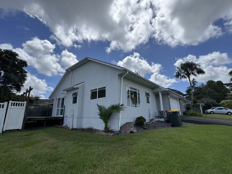 4 Olwyn Place, Greenhithe, Auckland - Carousel 11