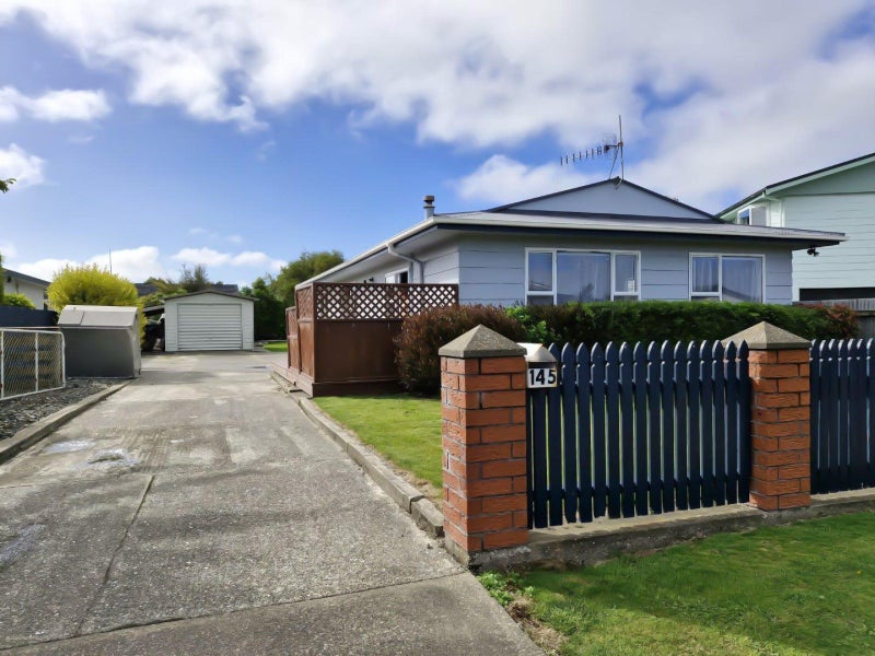 145 Cunningham Crescent, Grasmere, Invercargill - Carousel 1