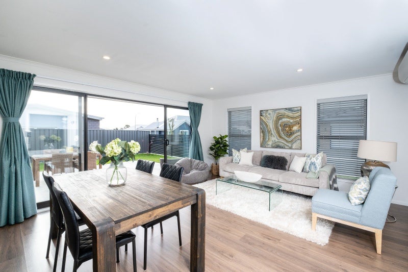 4 Leslie Court, Havelock North, Havelock North - Carousel 2