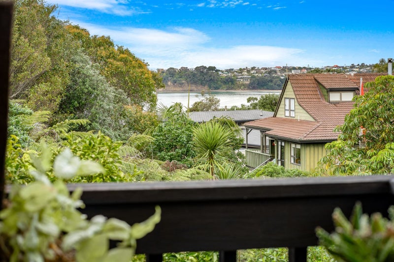 6B Cooper Road, Stanmore Bay, Whangaparaoa - Carousel 30