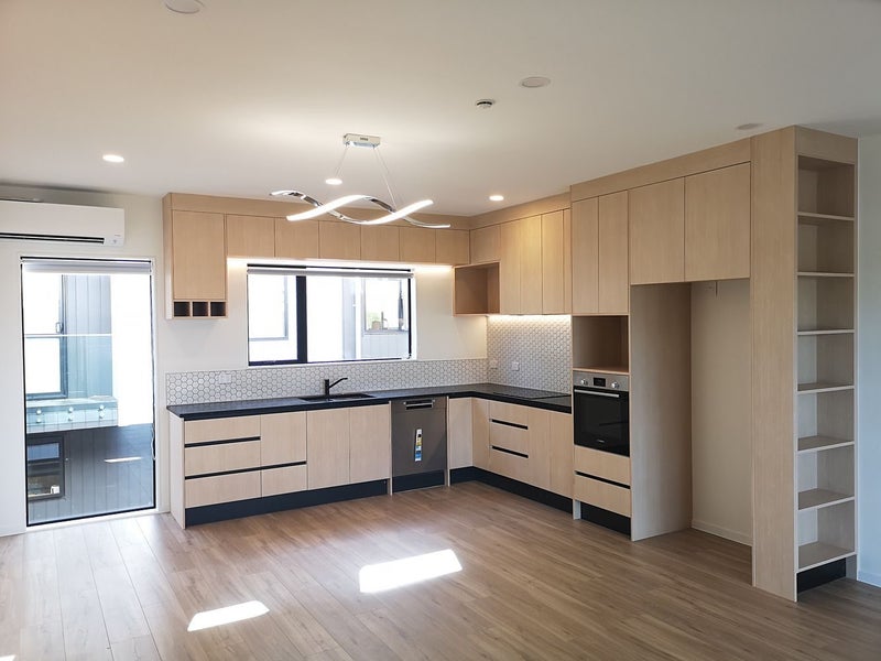 70E Merton Road, Saint Johns, Auckland - Carousel 1