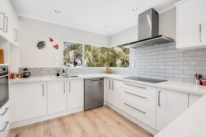 9 Te Ruru Way, Stanmore Bay, Whangaparaoa - Carousel 2