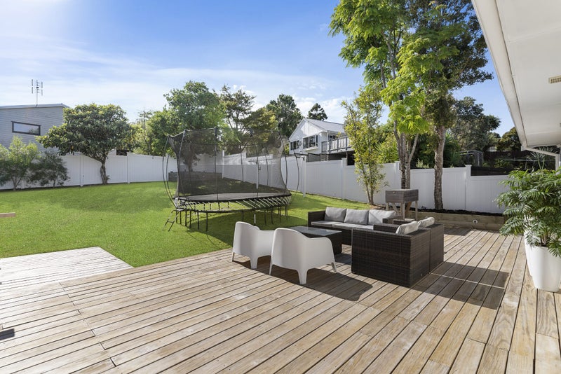 11 Lanigan Street, Birkdale, Auckland - Carousel 2