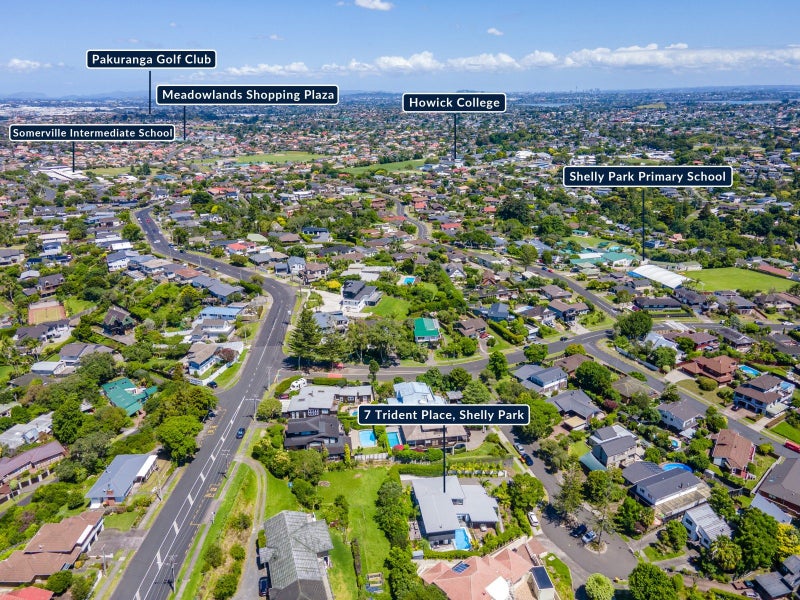 7 Trident Place, Shelly Park, Auckland - Carousel 35