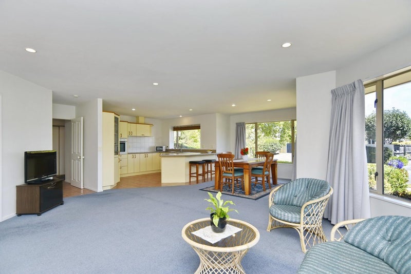 4 Wilmington Place, Shirley, Christchurch - Carousel 2