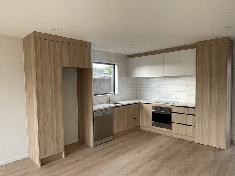 2/157 Beach Haven Road, Beach Haven, Auckland - Carousel 2