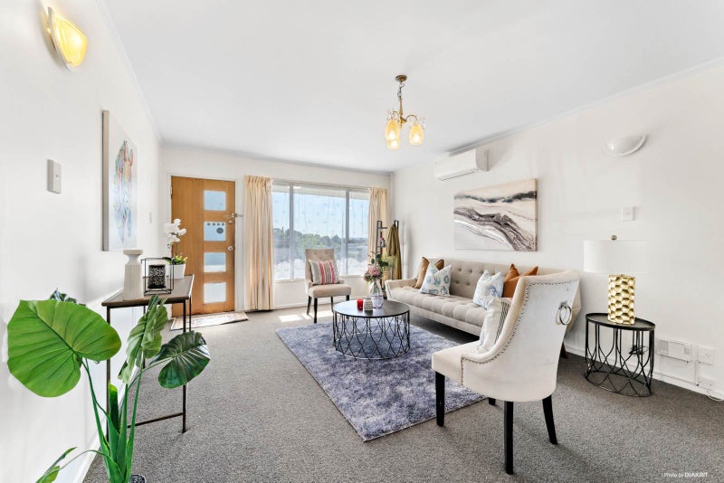 1/3 Butterworth Drive, Glendene, Auckland - Carousel 1