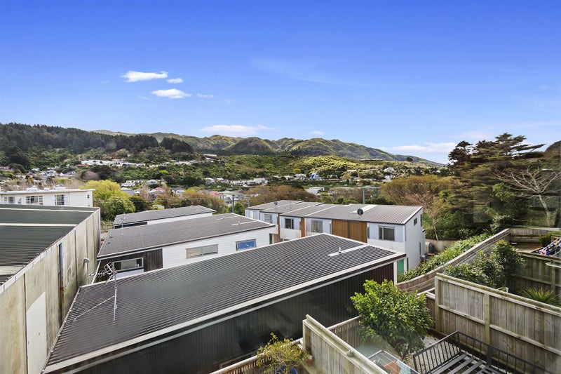 1/7 Handyside Street, Tawa, Wellington - Carousel 20