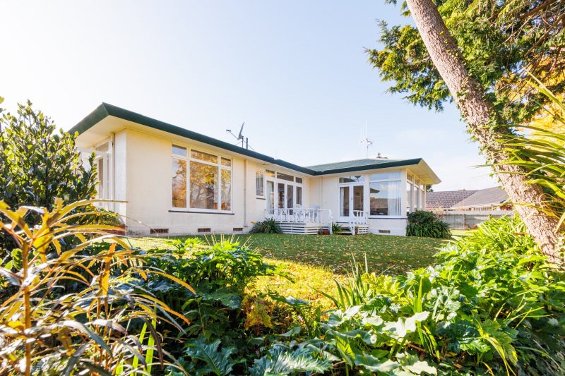 35 Montgomery Terrace, Hokowhitu, Palmerston North - Carousel 1