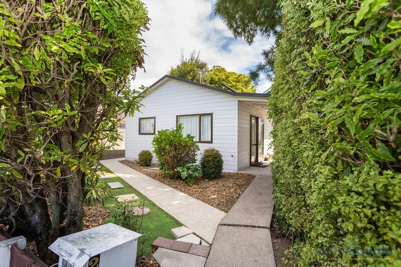 2/85 Mandeville Street, Riccarton, Christchurch - Carousel 16