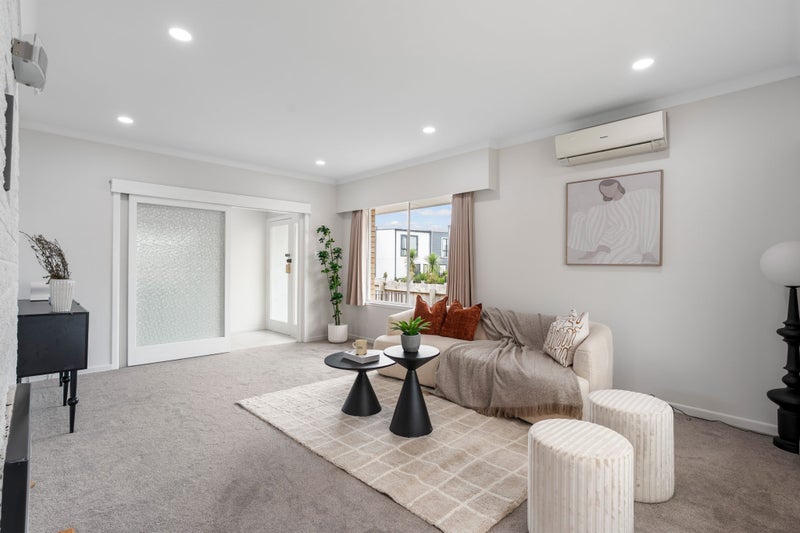 186 Rangatira Road, Beach Haven, Auckland - Carousel 2