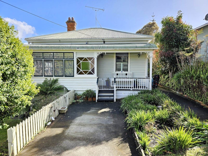 20 Saint Leonards Road, Devonport, Auckland - Carousel 25