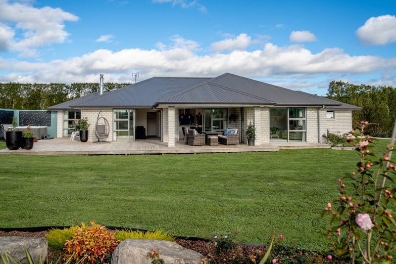 18 Jacks Lane, Tauranga - Carousel 1