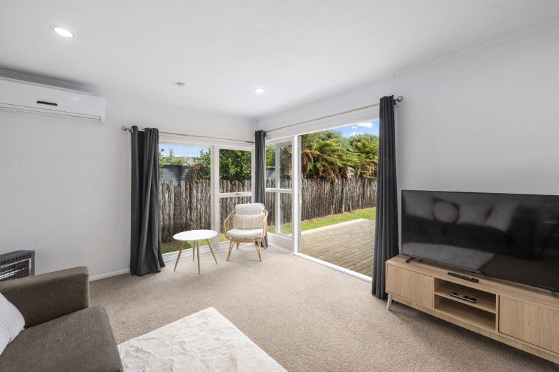 87A Kawaha Point Road, Kawaha Point, Rotorua - Carousel 2