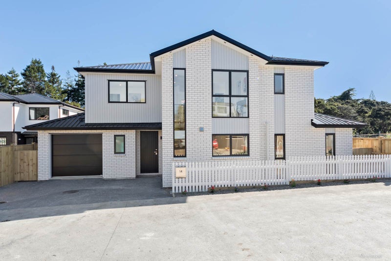 14 Hava place, Green Bay, Auckland - Carousel 2
