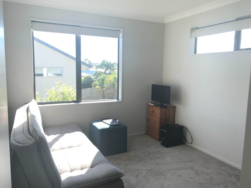 7 Kahawairahi Drive, Beachlands, Auckland - Carousel 16