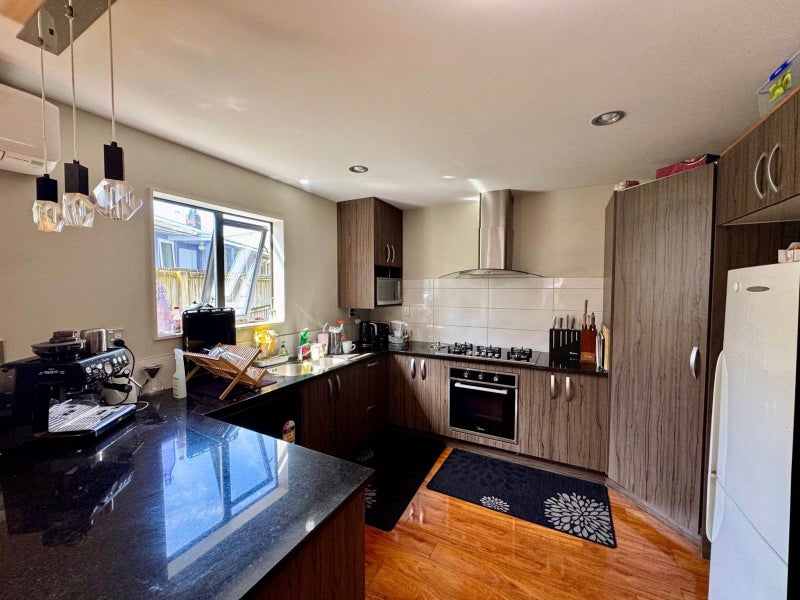 27 Sanft Avenue, Mount Roskill, Auckland - Carousel 2