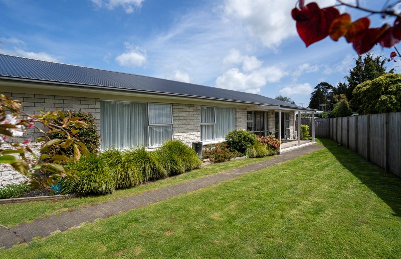 37 Southey Street, Leamington, Cambridge - Carousel 1