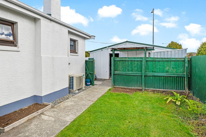 1/40 Grimseys Road, Redwood, Christchurch - Carousel 16