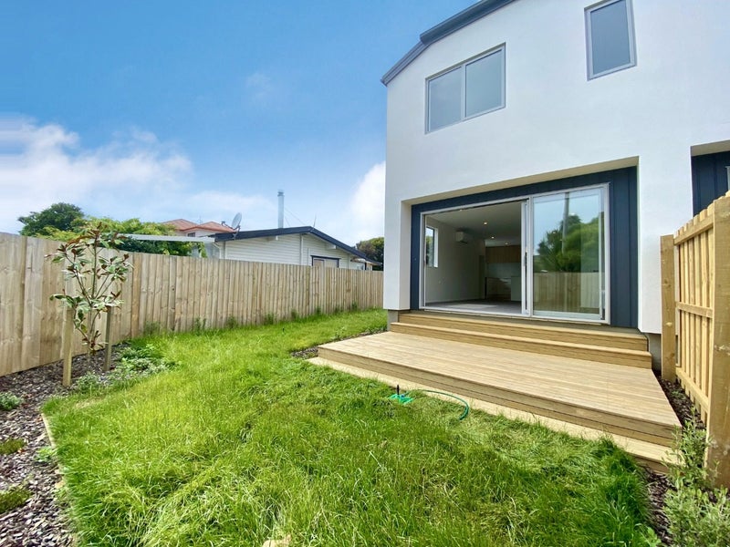 19D Howe Street, New Brighton, Christchurch - Carousel 11
