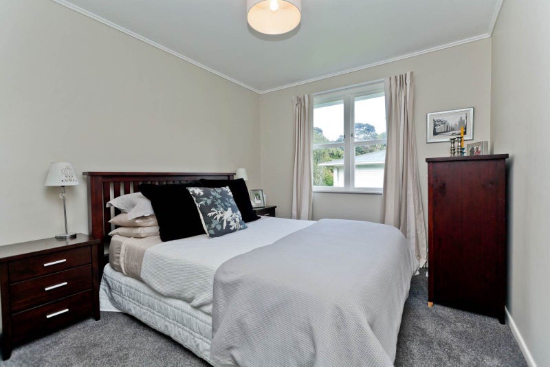 58 Lake Road, Northcote, Auckland - Carousel 2