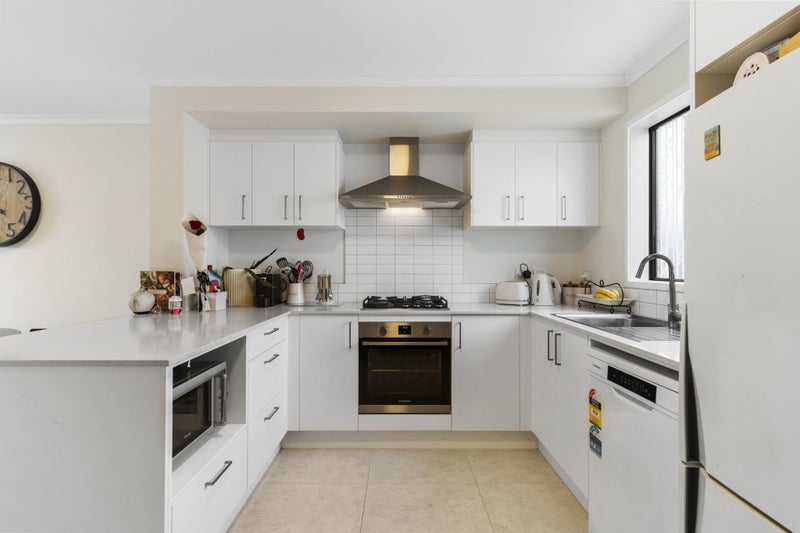 71 Manarini Road, Westgate, Auckland - Carousel 2