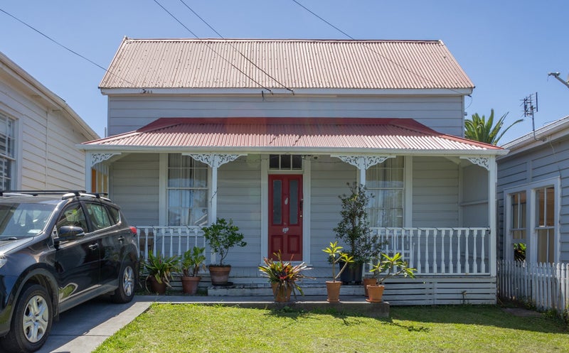 4 Commercial Road, Grey Lynn, Auckland - Carousel 1