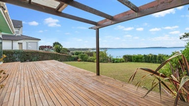 44 Cliff Road, Torbay, Auckland - Carousel 1