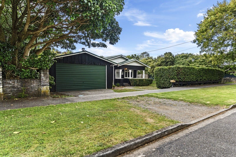 11 Woodleigh Street, Frankleigh Park, New Plymouth - Carousel 31