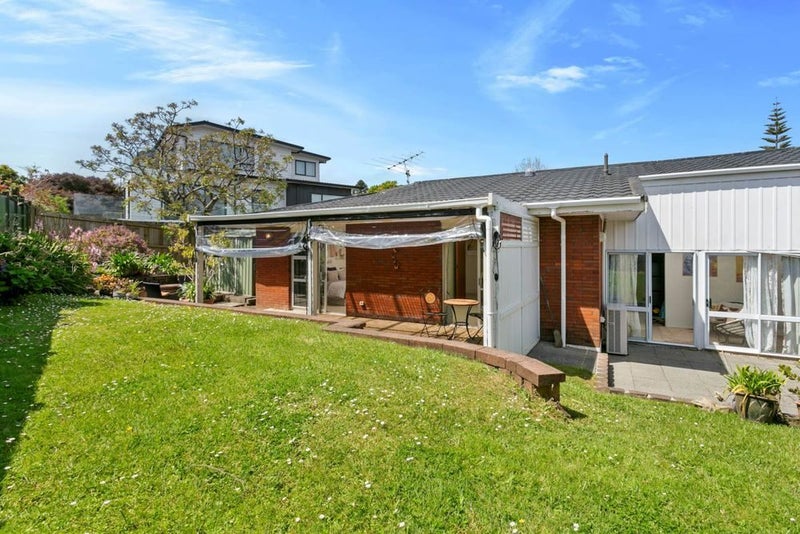 1/41 The Boulevard, Sunnyhills, Auckland - Carousel 2