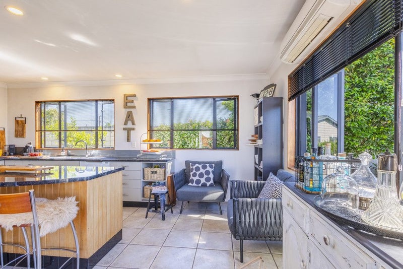 709 Nelson Street North, Hastings - Carousel 2