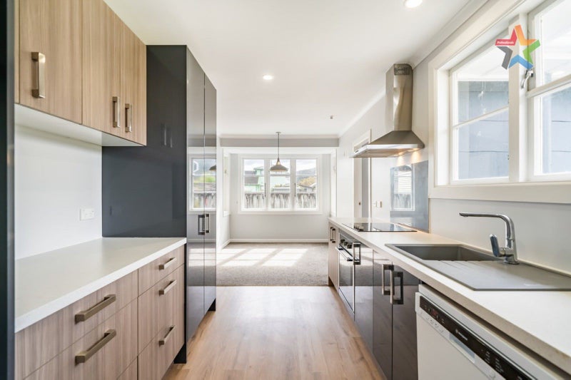 2/48 Colson Street, Avalon, Lower Hutt - Carousel 1