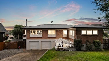 11 Theodora Place, Mairangi Bay, Auckland - Carousel 1