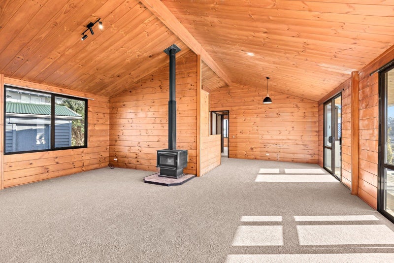 17 Mera Road, Algies Bay, Warkworth - Carousel 2