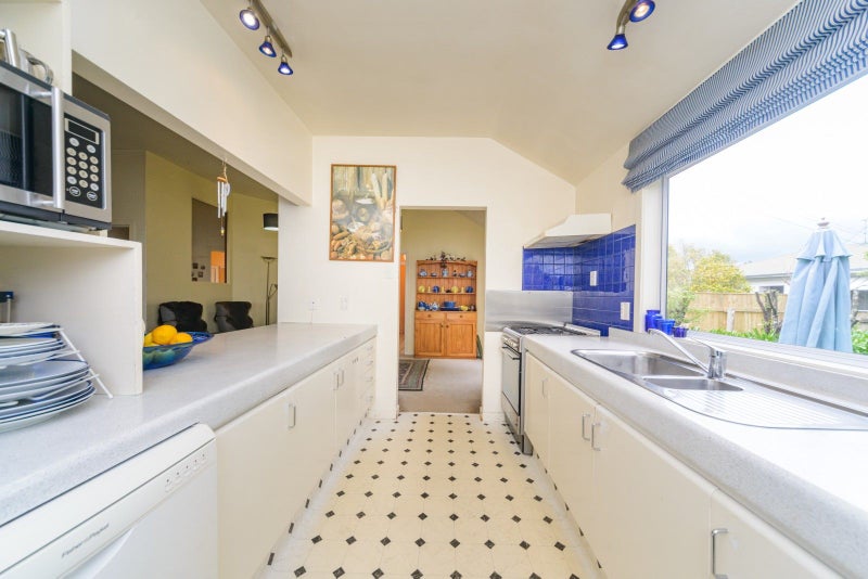 24 Ranfurly Street, Hokowhitu, Palmerston North - Carousel 2