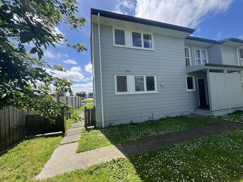 29 Raleigh Street, Awapuni, Palmerston North - Carousel 1
