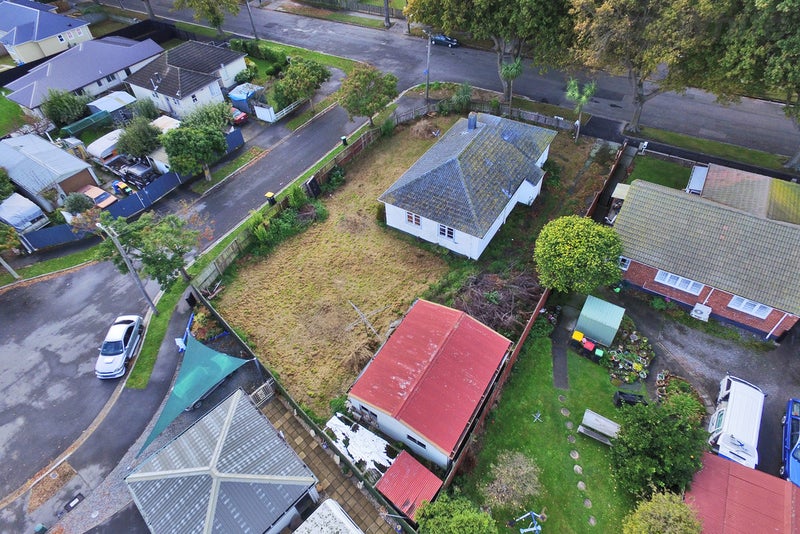 11 Emmett Street, Shirley, Christchurch - Carousel 2