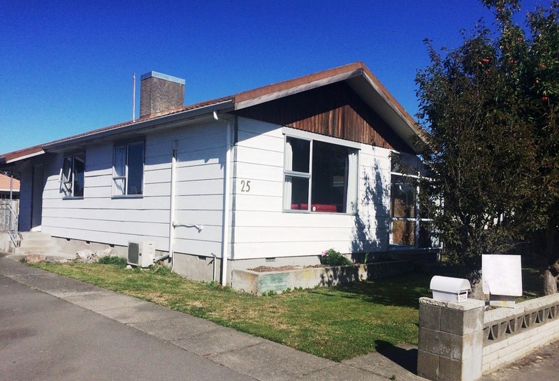 25 Belfast Road, Belfast, Christchurch - Carousel 2