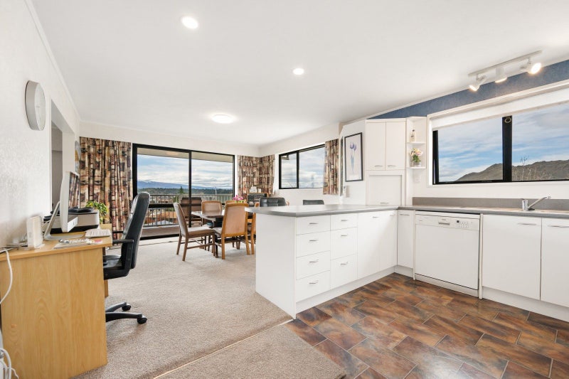 9 O'Neill Crescent, Bridge Hill, Alexandra - Carousel 2