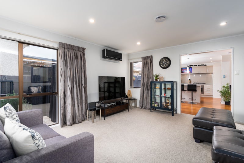 3 Richmond Avenue, Takaro, Palmerston North - Carousel 2