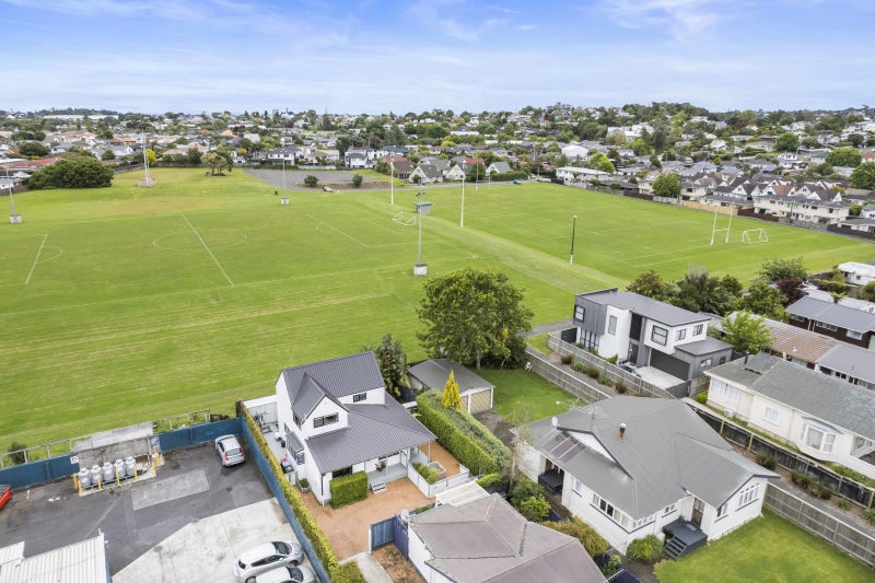 1/81 Abbotts Way, Remuera, Auckland - Carousel 23