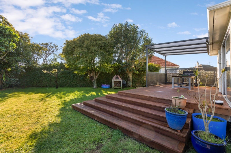 13 Raleigh Street, Vogeltown, New Plymouth - Carousel 1