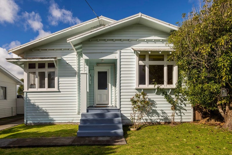 24 Euston Road, Sandringham, Auckland - Carousel 2