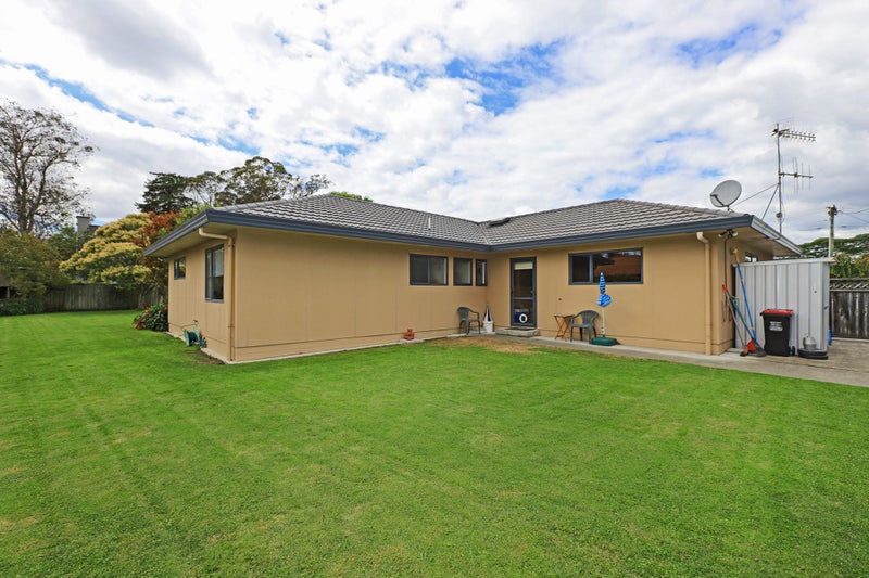 905 Harding Road, Camberley, Hastings - Carousel 18