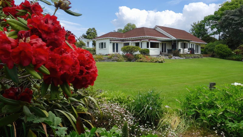 18 Cliff Road, Tasman, Upper Moutere - Carousel 1