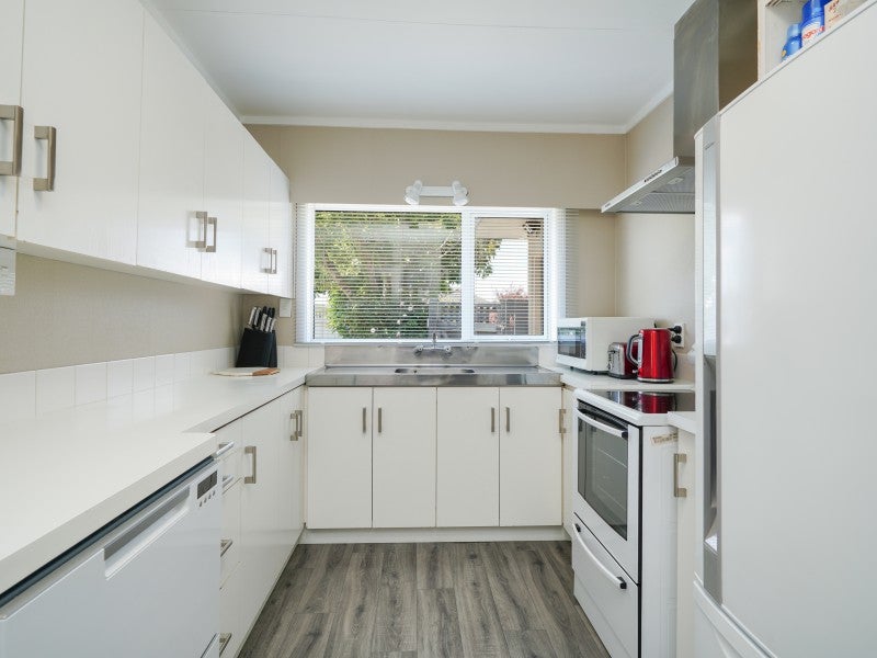 18 Carron Street, Waverley, Invercargill - Carousel 2