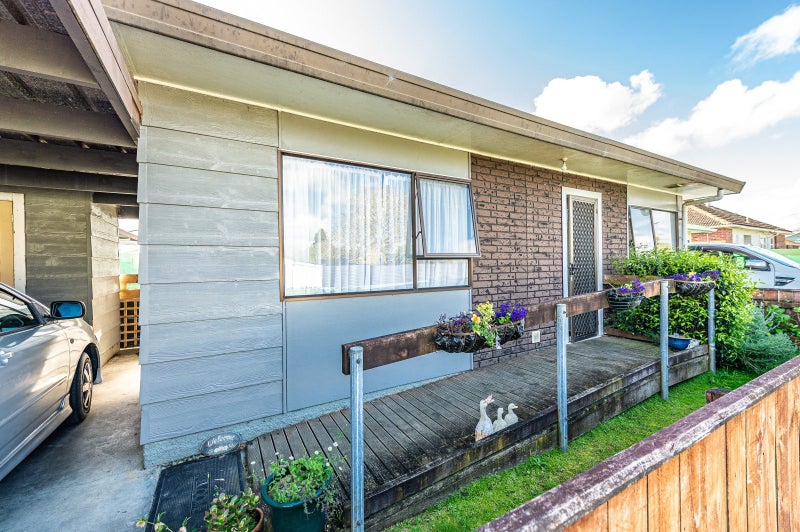 5 Milton Street, Whanganui East, Whanganui - Carousel 21