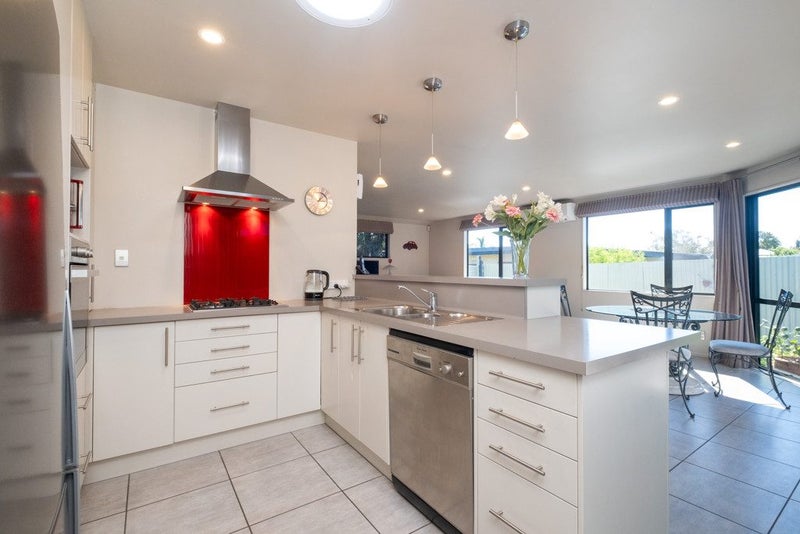 12A Elliott Street, Taradale, Napier - Carousel 2